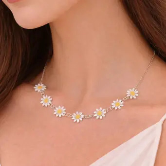 Daisy Necklace