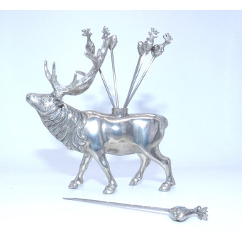 Pewter Monarch of the Glen with Olive Picks