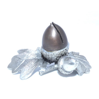 Oak and Acorn Table Decoration