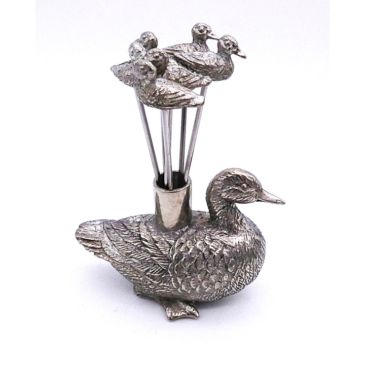 Pewter Duck with Olive/Cheese Picks
